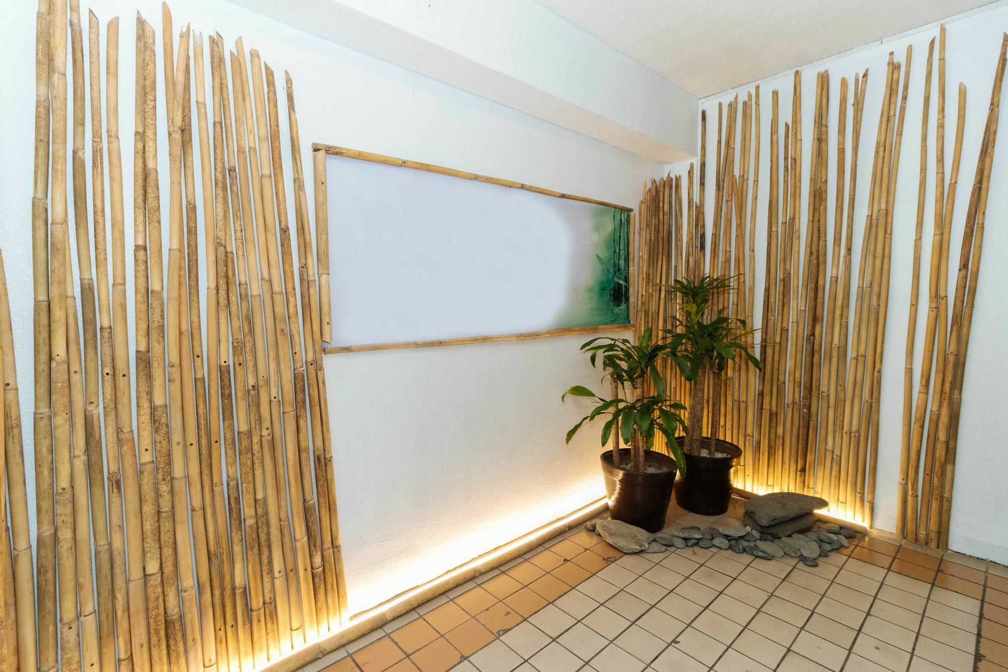 Reddoorz @ Amorsolo Makati Makati City Exterior foto